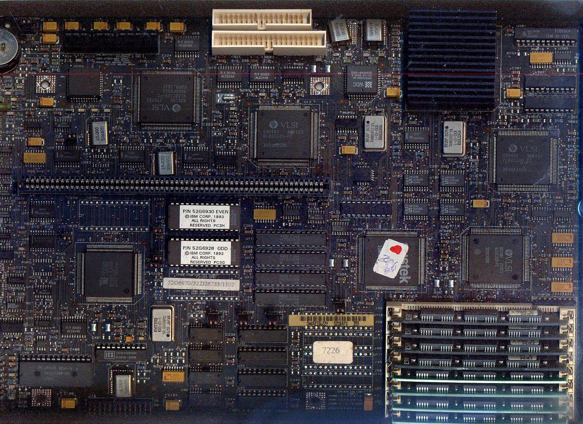 Motherboard of an early-1990s IBM PC with an Intel i486SX processor