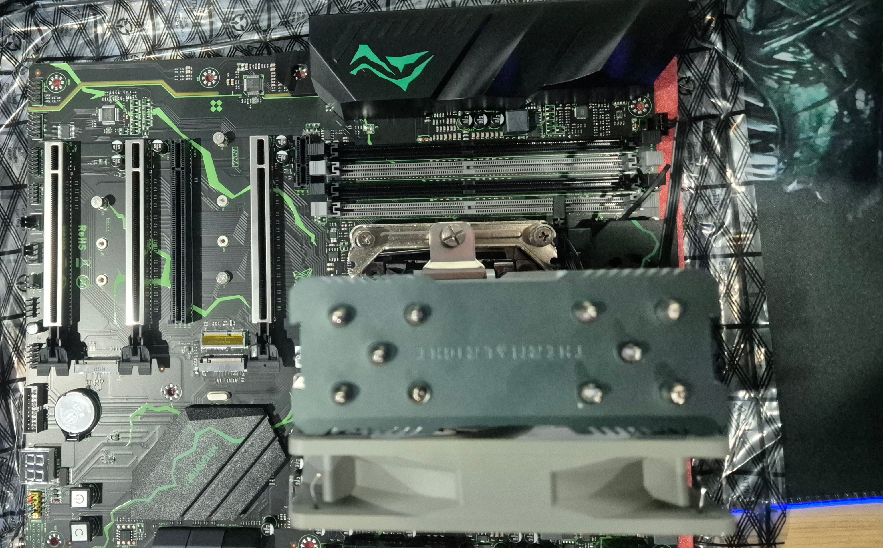 Heatsink mounted on the Machinist X99 with improvised bracket solution
